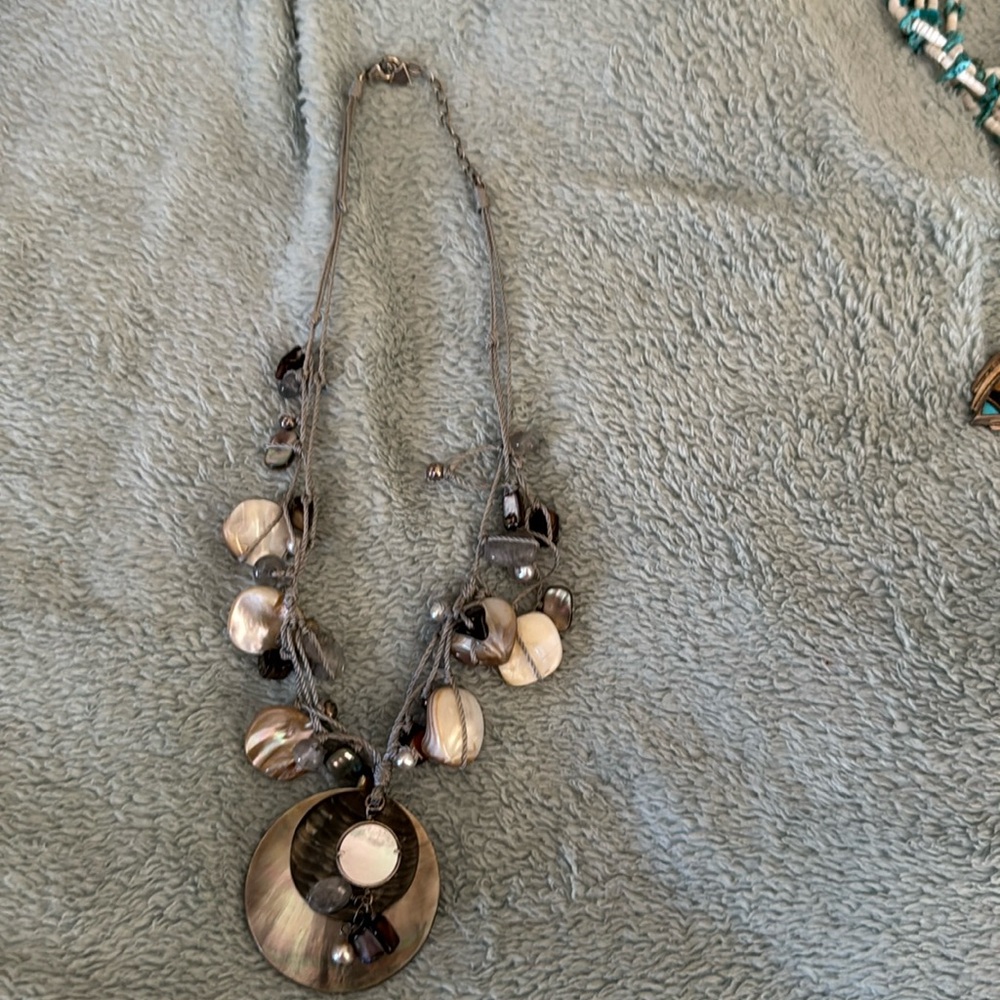 Silpada Shell Necklace Set